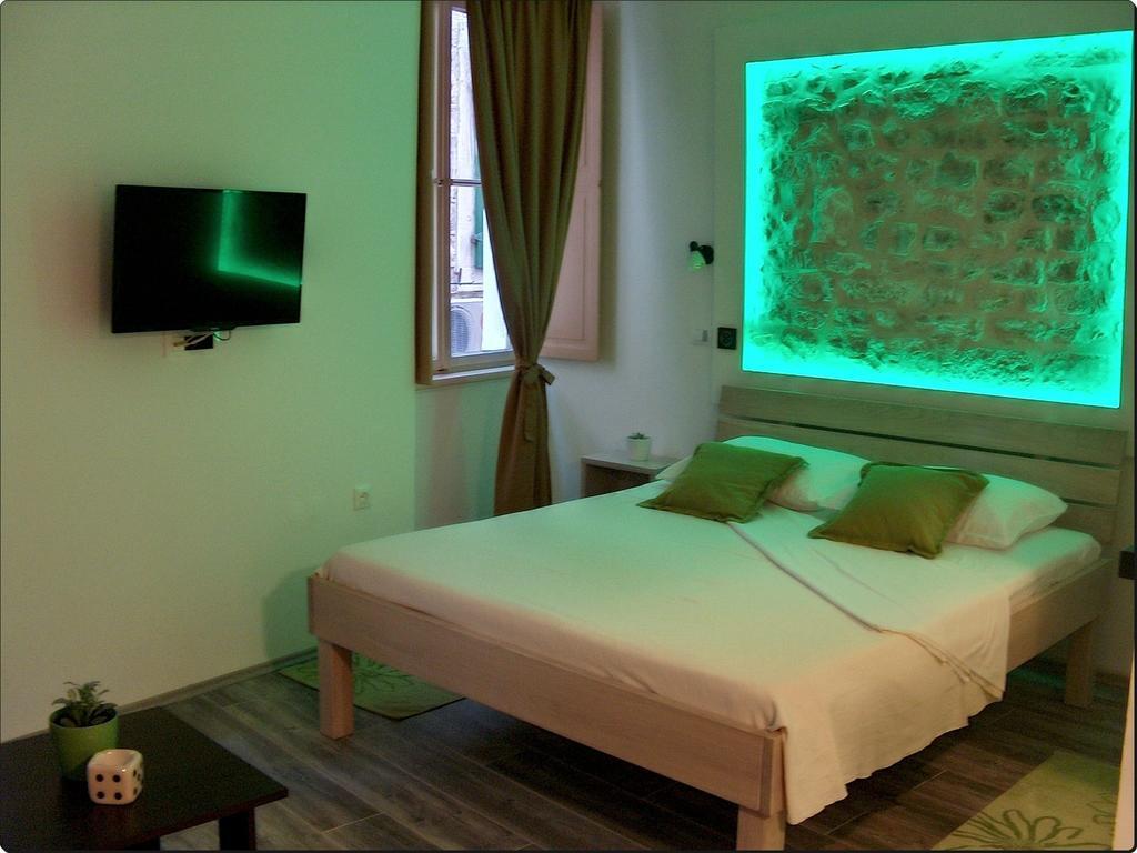 Apartments Mila Split Bilik gambar